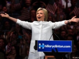 Клинтон победила на последних предварительных выборах в Вашингтоне