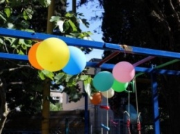 В Ялте на улице Чехова открылась детская площадка