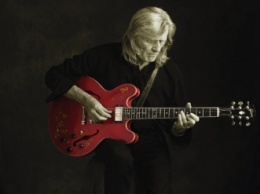 На 73 году жизни скончался гитарист Генри Маккалох