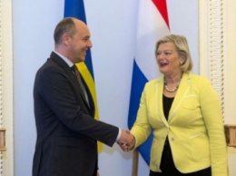 А.Парубий призвал сенат Нидерландов поддержать Соглашение об ассоциации Украина-ЕС