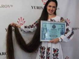 Почти 2,5 м - самая длинная коса Украины (ФОТО)