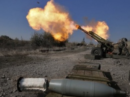 Боевики 16 раз обстреляли силы АТО в Луганской области, - МВД