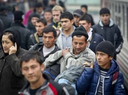 ФМС предлагает упростить легалицию мигрантов-строителей для ЧМ–2018