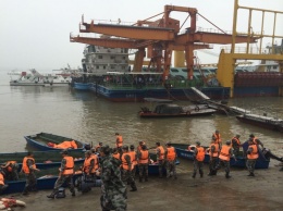 В результате кораблекрушения "Восточной Звезды" в Китае погибли минимум 5 человек, - источник
