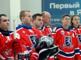 Ялтинцы дважды проиграли в хоккей москвичам