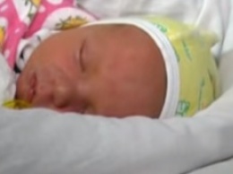 В Харькове под мостом найдена новорожденная девочка. Мать выкинула ребенка почти сразу после рождения