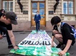 В Петербурге задержали участников акции против «моста Кадырова» (фото)