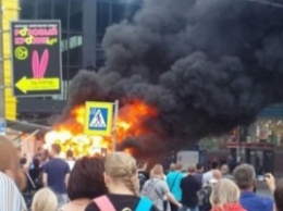 В Санкт- Петербурге взорвалась и загорелась маршрутка с пассажирами