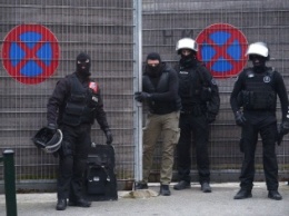В Бельгии полиция предъявила обвинения 3 из 12 задержанных по подозрению в подготовке терактов