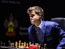 Норвежец Магнус Карлсен стал победителем рапида на этапе Grand Chess Tour в Левене