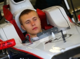 Сироткин пришел к финишу третьим во второй гонке этапа GP2 в Баку