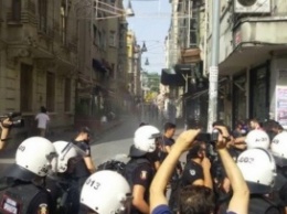 Полиция разогнала гей-парад в Стамбуле