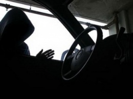 В Киеве сотрудники Нацполиции задержали двух «автомобильных» воров