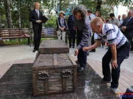 В Крыму создадут гигантскую копилку - будут разбивать раз в году для помощи нуждающимся