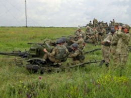 На Широком Лане украинские военнослужащие учились отражать атаки с земли и с воздуха