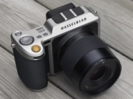 Hasselblad представила первую 50-мегапиксельную беззеркальную среднеформатную камеру за $9000