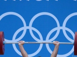 Российских штангистов могут отстранить от Олимпиады в Рио