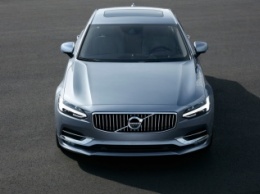 Универсал Volvo V90 стал на конвейер