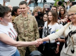 Савченко завралась: нардеп отрицает цветы от Тимошенко, хотя лично от них отказалась