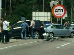 В результате аварии под Киевом погиб мотоциклист