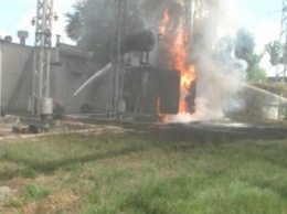 Пожар на подстанции на Салтовке потушен: в городе перебои с электричеством (ФОТО)