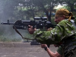 В Донецкой области танки боевиков атаковали военных