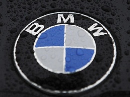 BMW научит автомобили искать место на парковке