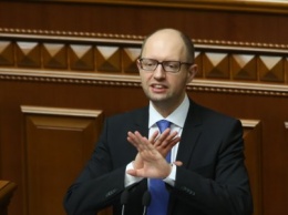 Яценюк пригрозил национализировать предприятия Фирташа из-за долгов