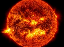 NASA показала фотоснимок магнитного поля Солнца