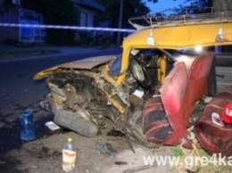 В Кировограде снова произошло тагическое ДТП, в котором погиб человек. ФОТО