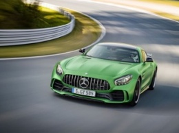 Mercedes-Benz представил спорткар AMG GT R