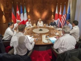 Лидеры G7 призвали сохранять жесткость в отношении России