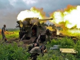 Обострение в зоне АТО: боевики "подключили" к обстрелам танки и гаубичную артиллерию. ВСУ несет потери (ВИДЕО)