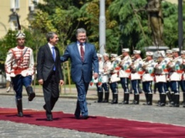Порошенко договорился с президентом Болгарии Плевнелиевым о военно-техническом сотрудничестве и совместных инфраструктурных проектах