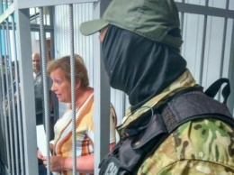 Суд арестовал коммунистку Александровскую без возможности внесения залога