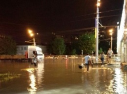 Непогода в Харькове: в городе прошел сильный ливень за последние десять лет