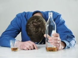 Ученые: Дискриминация приводит к алкоголизму
