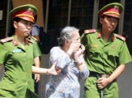Во Вьетнаме пожилую австралийку приговорили к смертной казни из-за героина