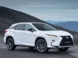 Lexus продлил действие скидок на четыре модели в России