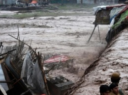 В результате наводнения в Пакистане погибли 30 человек