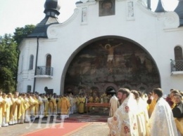Патриарх Филарет отслужил панихиду на Казацких Могилах в Ровенской области