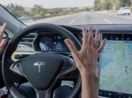 Tesla на автопилоте попала в ДТП со смертельным исходом