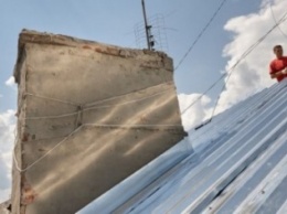 Харьковские крыши стали стелить более прочным материалом