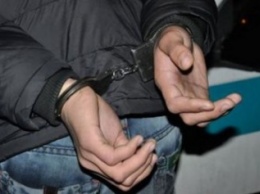 Новокаховские полицейские разыскали грабителя за полчаса