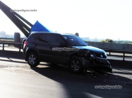ДТП в Киеве: на Московском мосту произошло двойное столкновение с участием Daewoo Lanos, Suzuki Grand Vitara, Ford B-Max - водитель был пьян? ФОТО