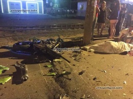 ДТП в Одессе: в Лузановке в столкновении микроавтобусом погиб мотоциклист. ФОТО