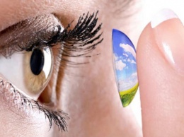 Google запатентовала контактные линзы со сканером радужки глаза