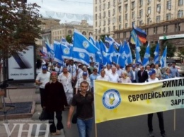 Делегацию активистов из-под Кабмина отправили к Премьеру