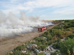 В Николаевской обл. произошел пожар на полигоне твердых отходов