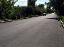 В Доброполье активно ремонтируют дороги